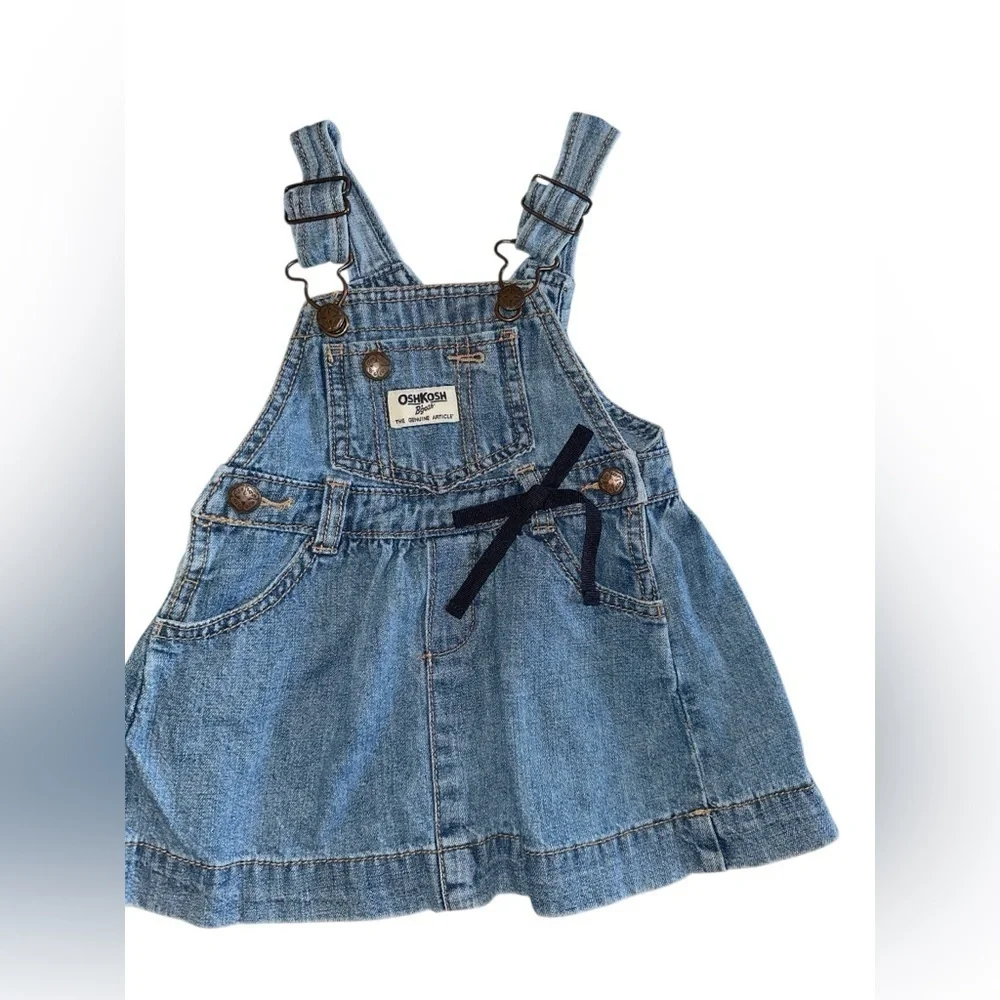 OshKosh B'gosh Vestbak Denim Overall Dress Blue Bow Cute Light Wash size 12m